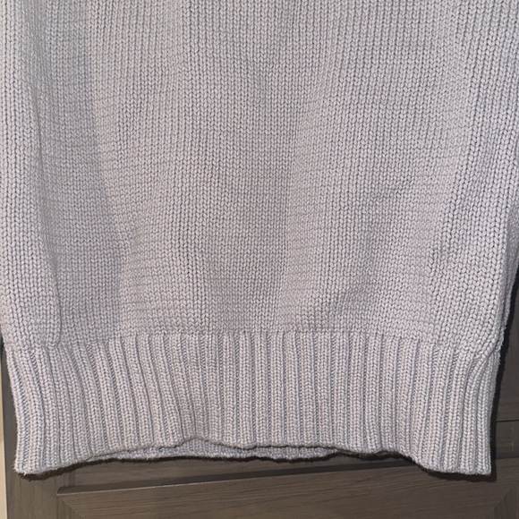 H&M Sweater - Picture 13 of 15